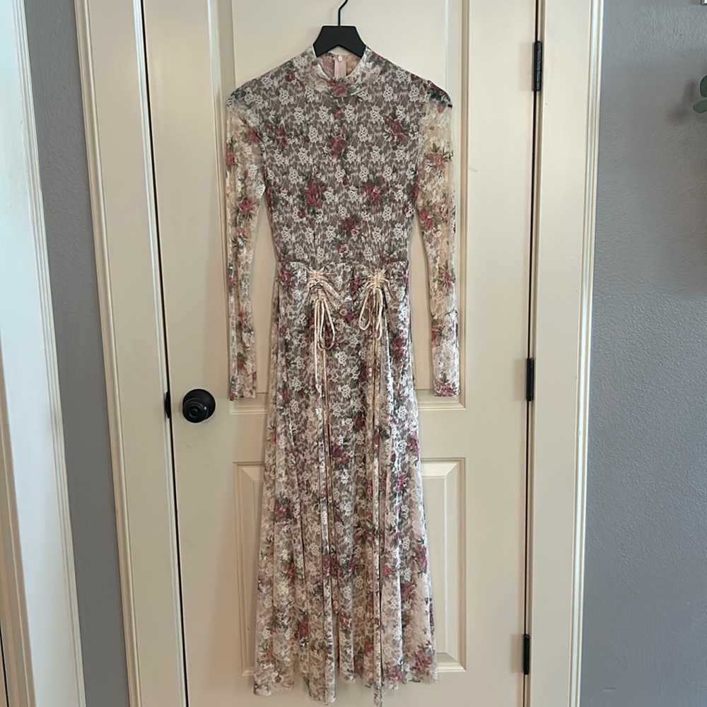 Beautiful midi floral dress